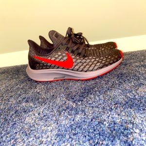 Brand new, never worn Nike zooms. Kids size 4.